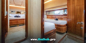 FERRETTI 80 — Josephine — №20