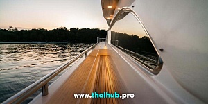 FERRETTI 80 — Josephine — №15