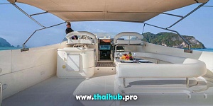 FERRETTI 80 — Josephine — №10